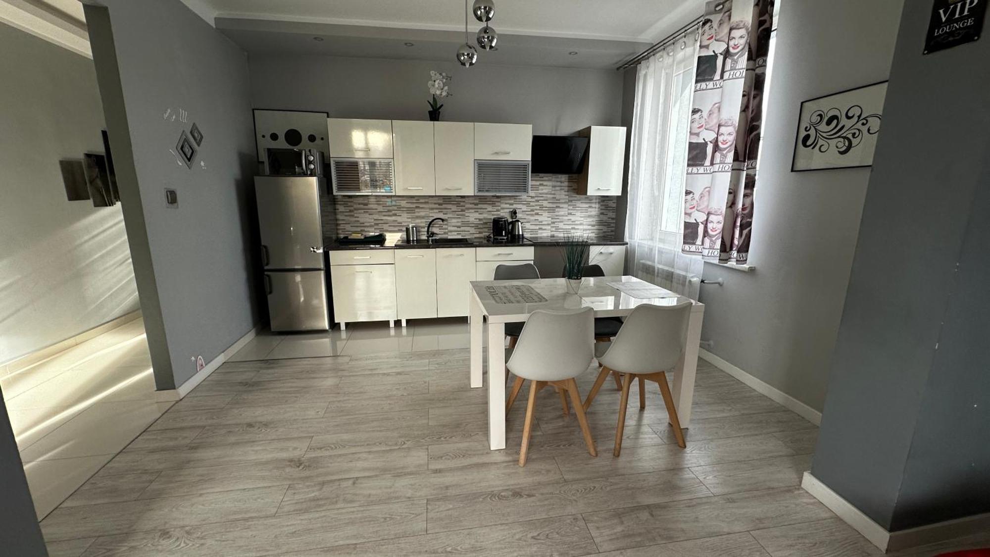 Sofija Deluxe Centrum Zielona Gora (Lubuskie)